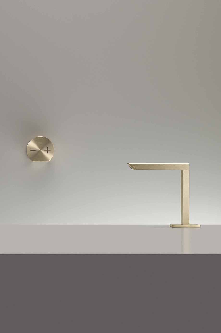 nuevo acabado gold light de cea design (1)